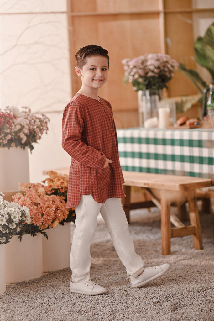 The Perfect Slim Fit Pants - White