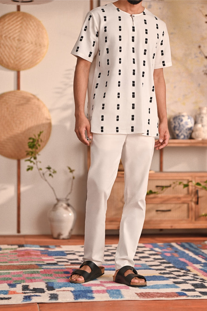 The Perfect Men Slim Fit Pants - White