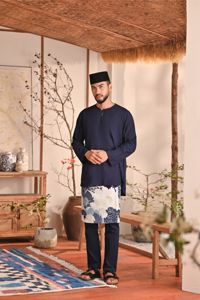 The Perfect Men Slim Fit Pants - Navy Blue