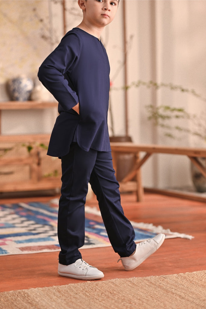 The Perfect Slim Fit Pants - Navy Blue