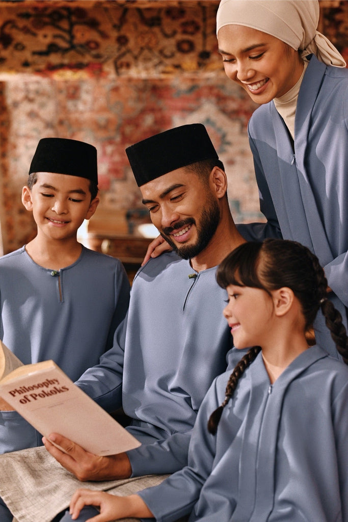 The Akar Kita Men Baju Melayu Teluk Belanga - Coronet Blue