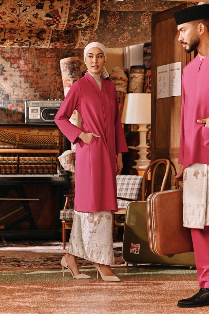 The Akar Kita Men Baju Melayu Teluk Belanga - Magenta