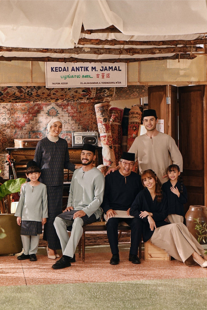 The Akar Kita Kebaya Top - Black