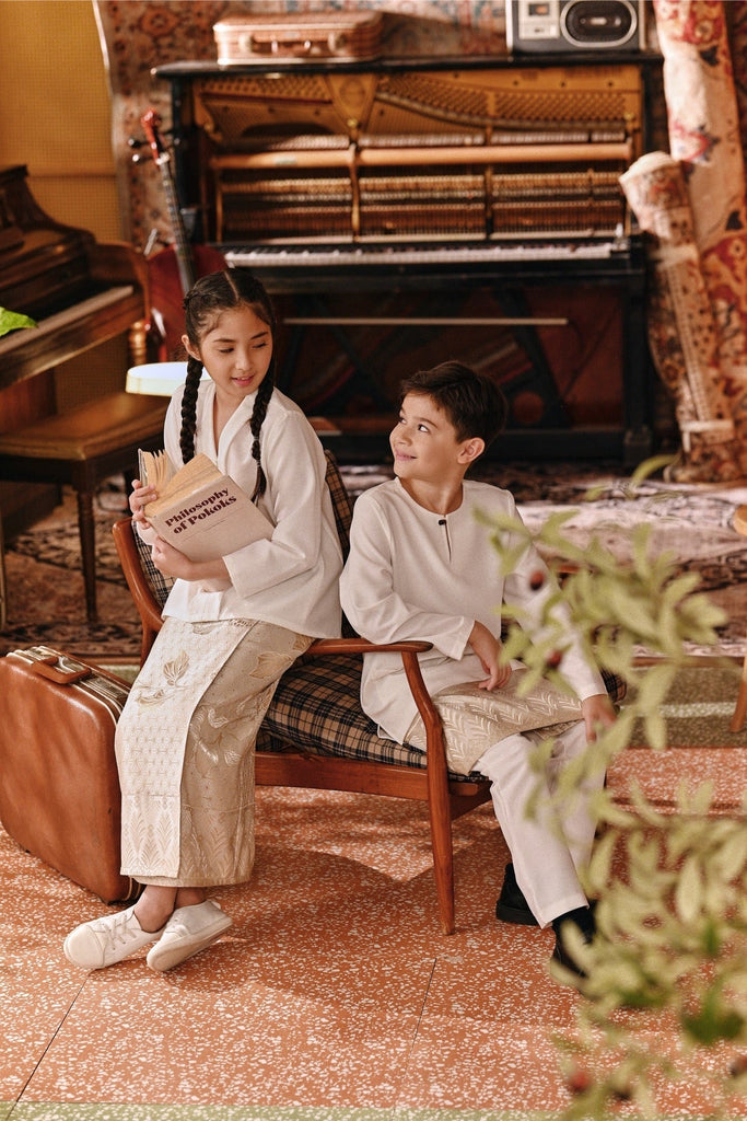The Akar Kita Kebaya Top - Off White