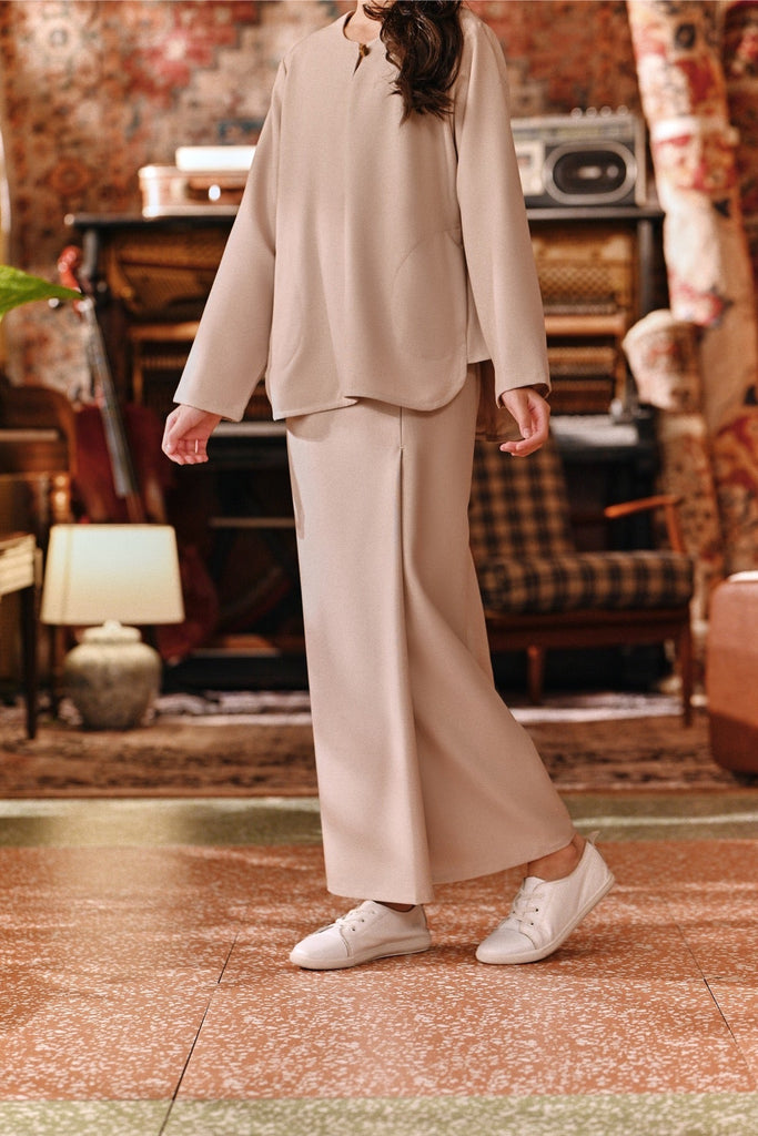 The Akar Kita Folded Skirt - Nude