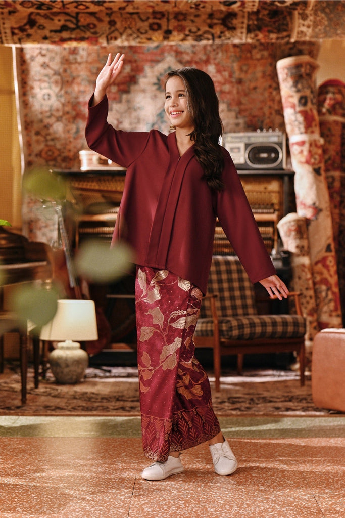 The Akar Kita Kebaya Top - Burgundy