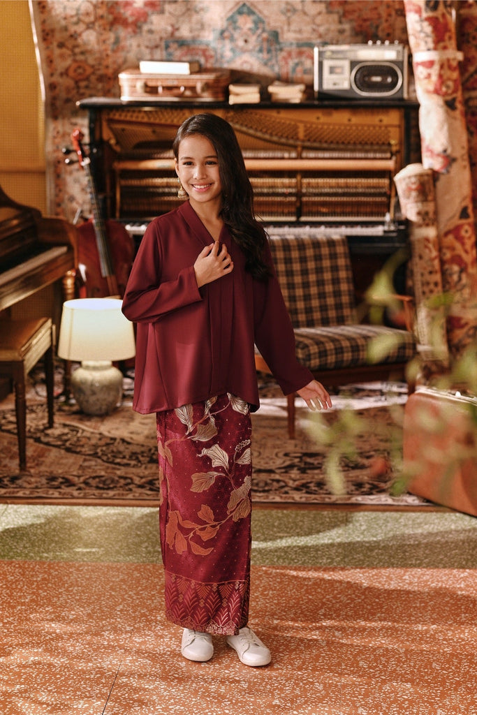 The Akar Kita Kebaya Top - Burgundy