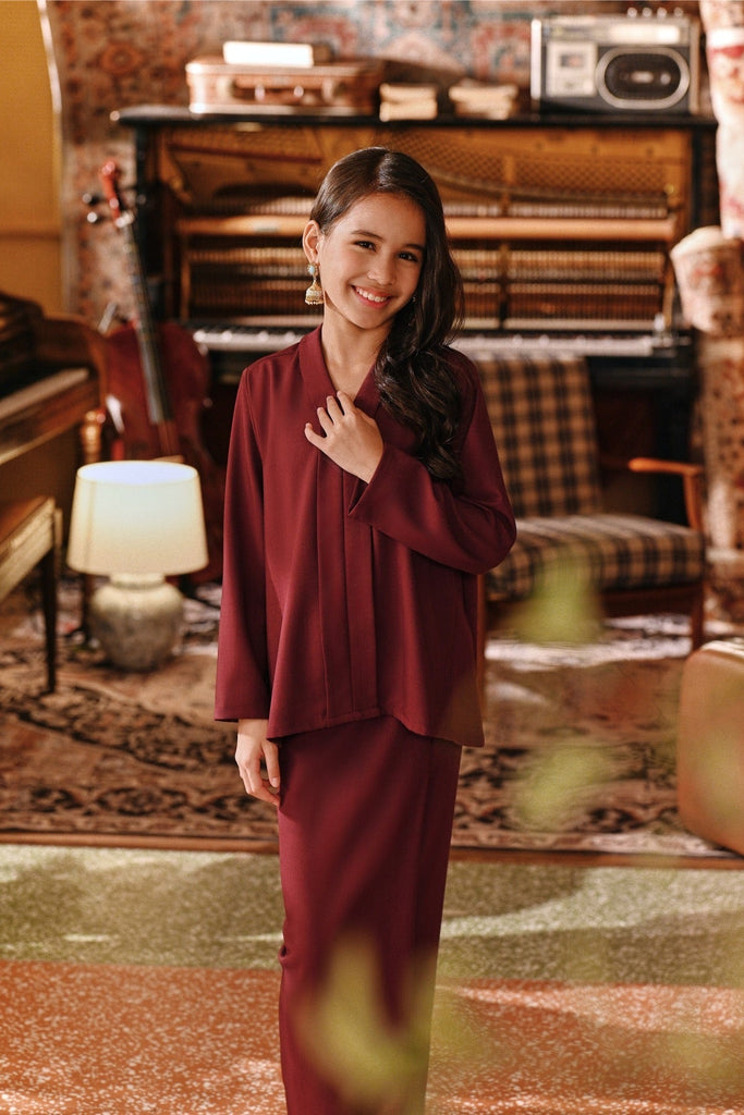 The Akar Kita Kebaya Top - Burgundy
