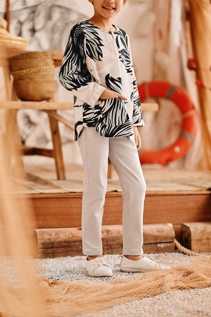 The Perfect Slim Fit Pants - Light Grey