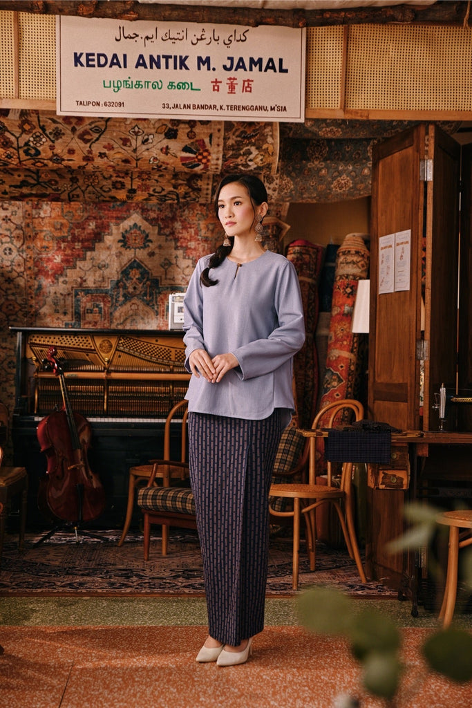 The Akar Kita Women Folded Skirt - Ocean Streak
