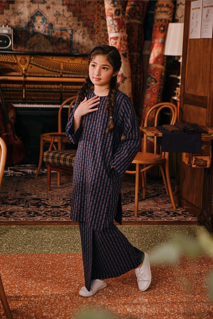 The Akar Kita Folded Skirt - Ocean Streak