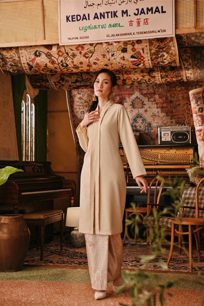 The Akar Kita Women Kebarung Top - Sea Mist