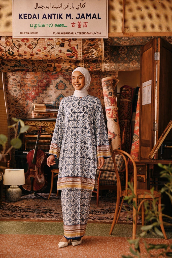 The Akar Kita Women Folded Skirt - Damar
