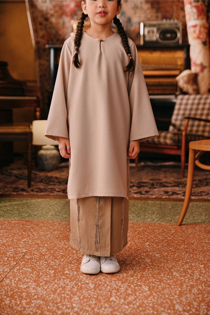 The Akar Kita Folded Skirt - Dustline