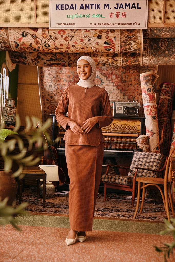 The Akar Kita Women Folded Skirt - Brownflux