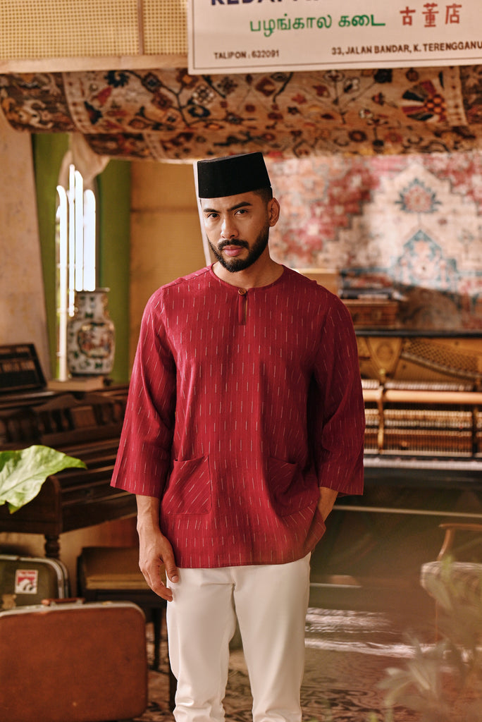 The Akar Kita Men 3/4 Sleeve Kurta - Ruby Harvest