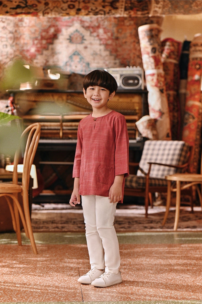 The Akar Kita 3/4 Sleeve Kurta - Nature Scarlet