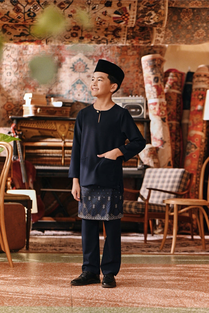 The Akar Kita Baju Melayu Teluk Belanga - Navy