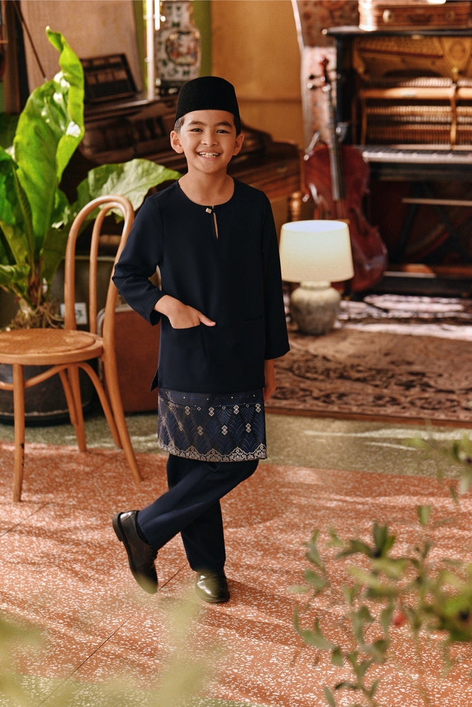 The Akar Kita Baju Melayu Teluk Belanga - Navy