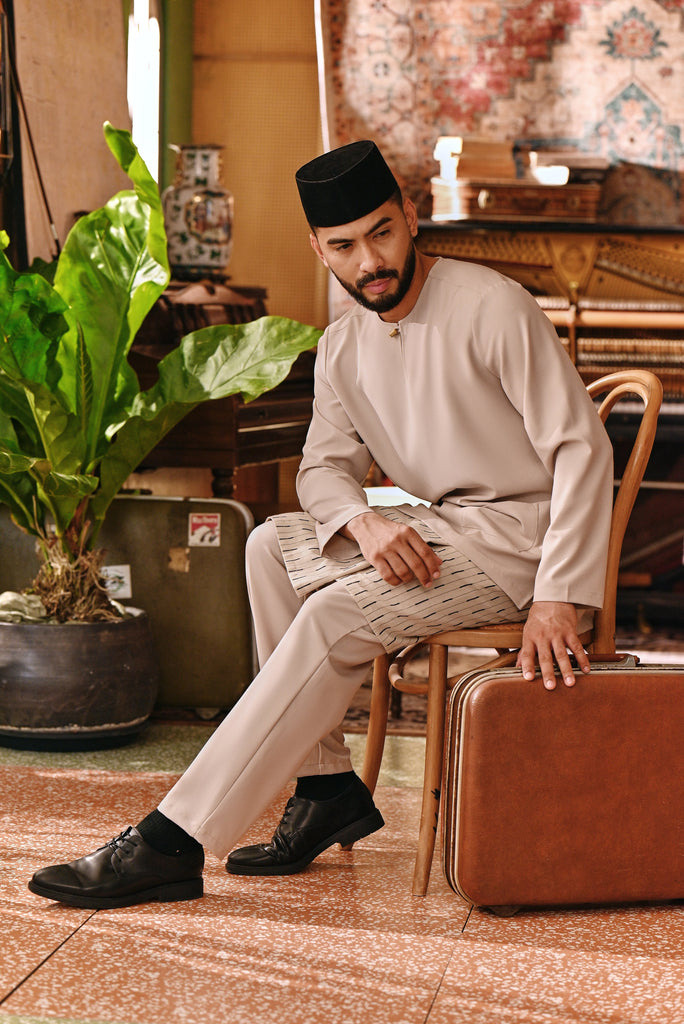 The Akar Kita Men Baju Melayu Teluk Belanga - Nude