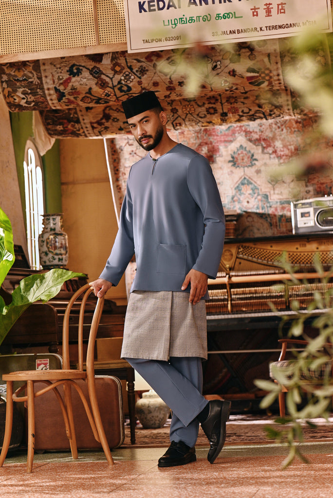 The Akar Kita Men Baju Melayu Teluk Belanga - Coronet Blue