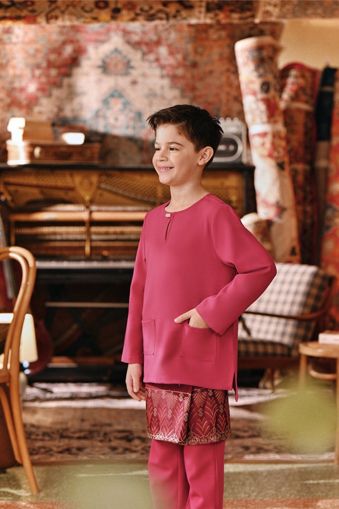 The Akar Kita Baju Melayu Teluk Belanga - Magenta