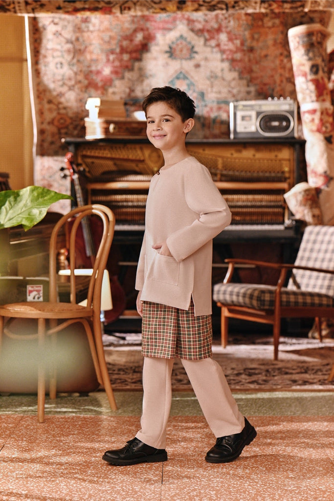 The Akar Kita Baju Melayu Teluk Belanga - Almond Sand