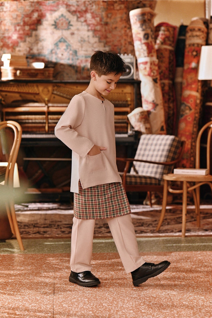 The Akar Kita Baju Melayu Teluk Belanga - Almond Sand