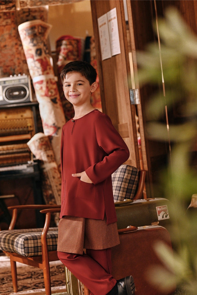 The Akar Kita Baju Melayu Teluk Belanga - Maroon Dust