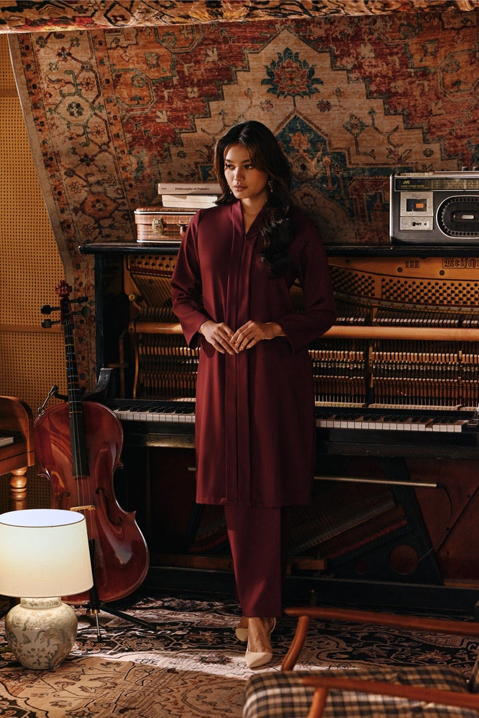 The Akar Kita Women Kebarung Top - Burgundy