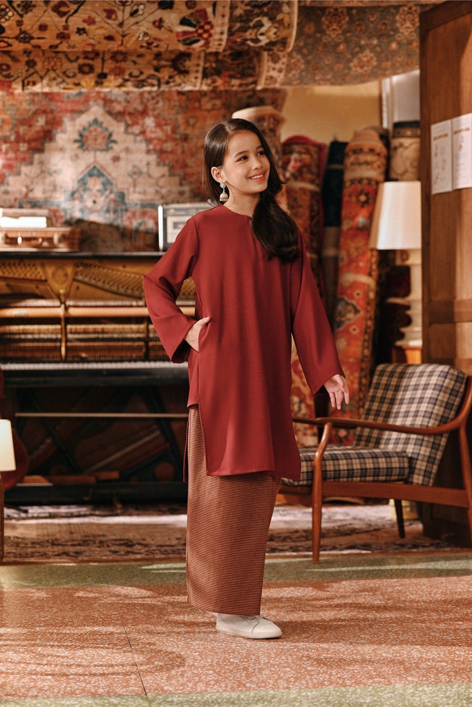 The Akar Kita Folded Skirt - Brownflux