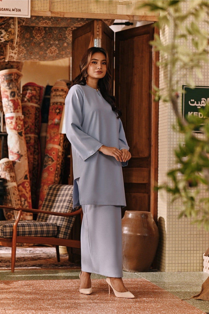 The Akar Kita Women Kurung Riau Top - Blue Fog