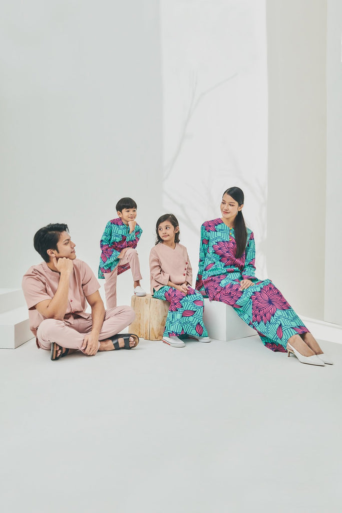 Family outfits matching