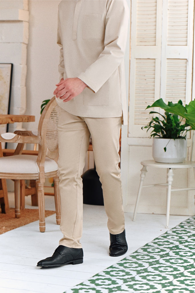 The Perfect Men Slim Fit Pants - Khaki