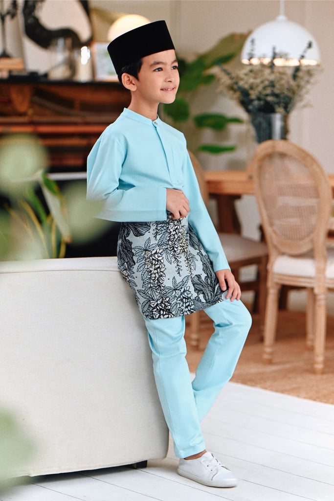 The Perfect Slim Fit Pants - Light Blue