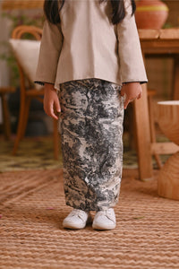 The Hening Jacquard Skirt - Black Forest