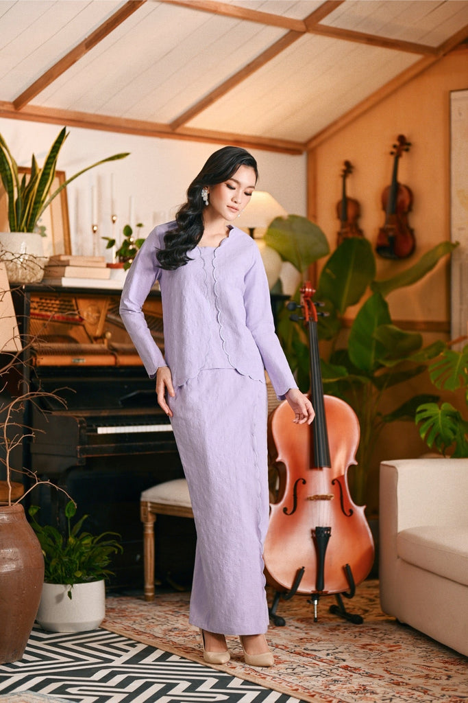 The Glow Women Broderie Kebaya Set - Lilac Jacquard