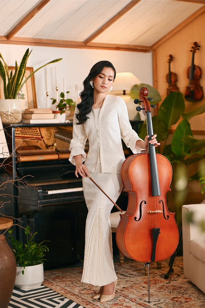 The Glow Women Chic Kebaya Set - White Jacquard