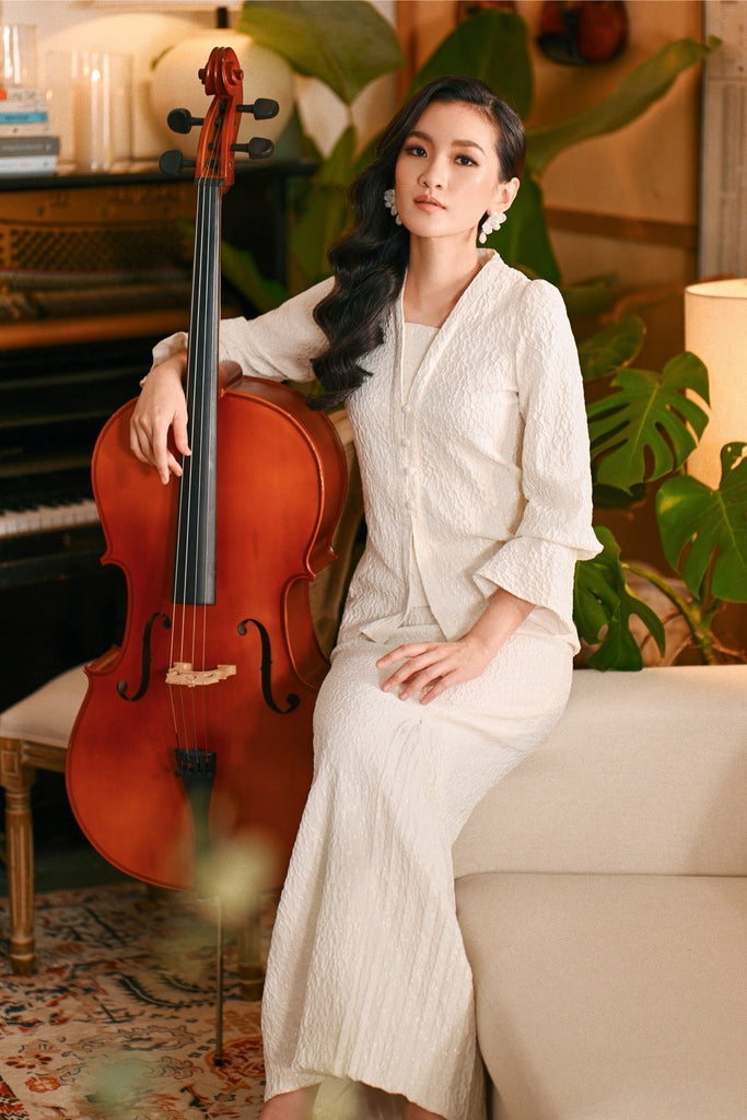The Glow Women Chic Kebaya Set - White Jacquard