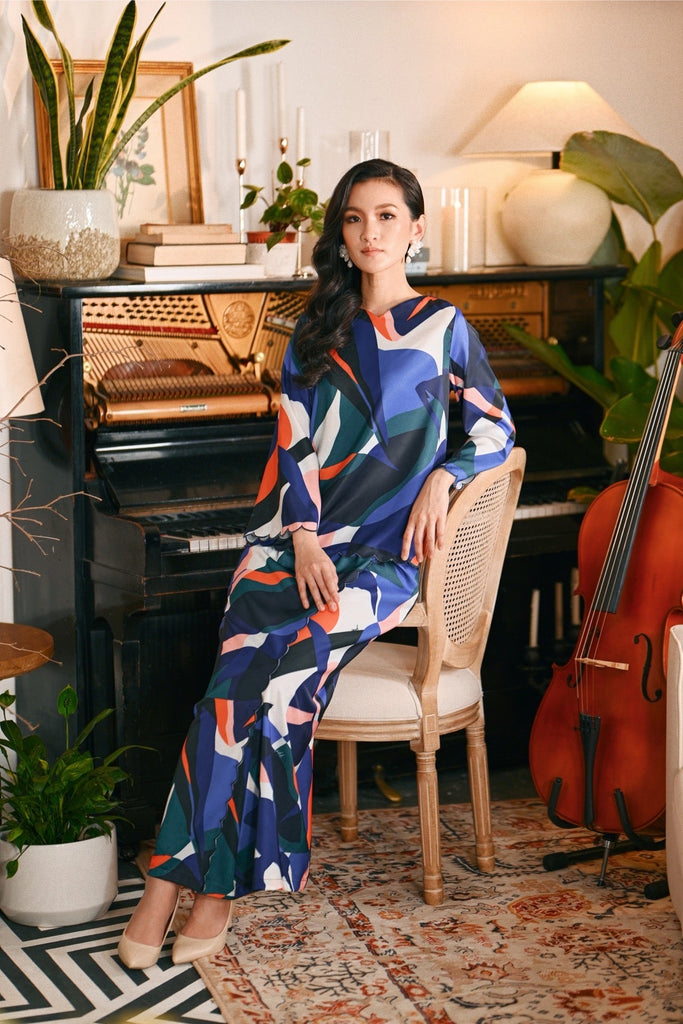 The Glow Women Demure Kurung Set - Greatest