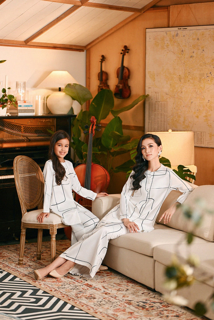 The Glow Elite Kurung Set - Dancers
