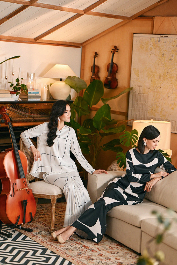 The Glow Women Grace Kurung Set - Dancers