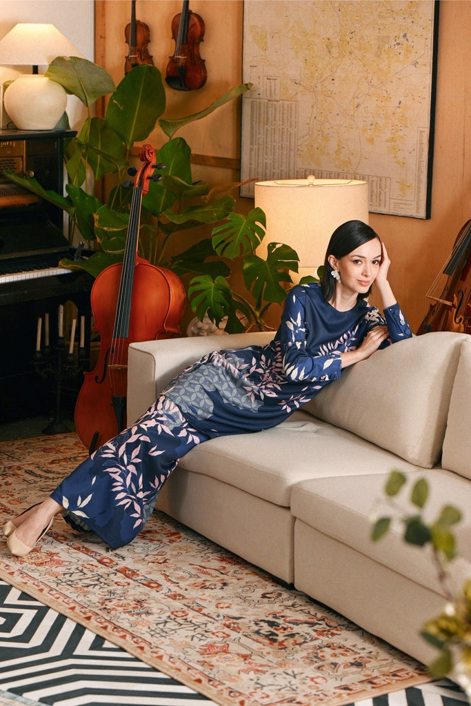The Glow Women Chic Kurung Set - Shine