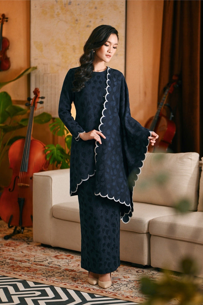 The Glow Women Broderie Kurung Set - Navy Jacquard