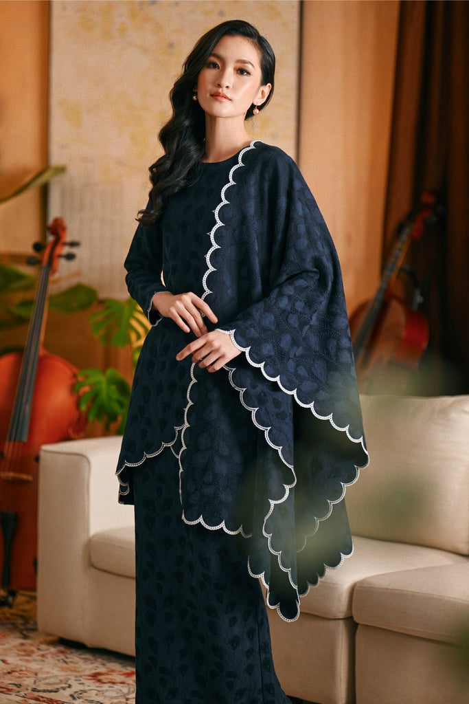 The Glow Women Broderie Kurung Set - Navy Jacquard