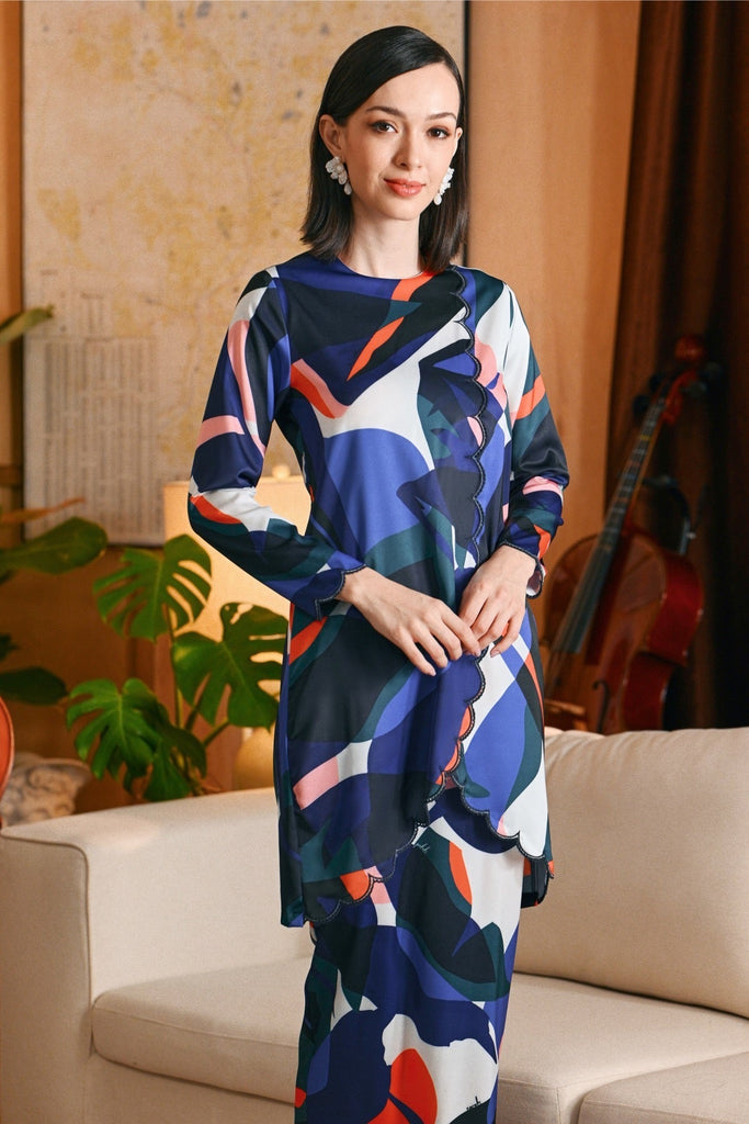 The Glow Women Broderie Kurung Set - Greatest