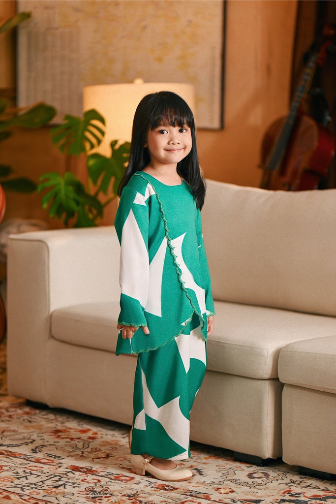 The Glow Broderie Kurung Set - Green Geo