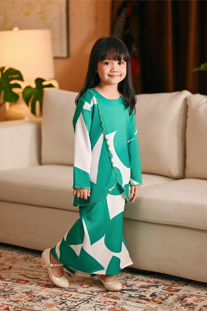 The Glow Broderie Kurung Set - Green Geo