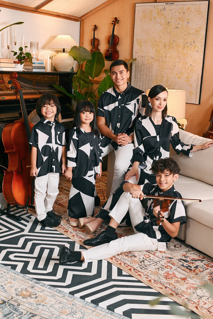 The Glow Batik Shirt - Black Geo
