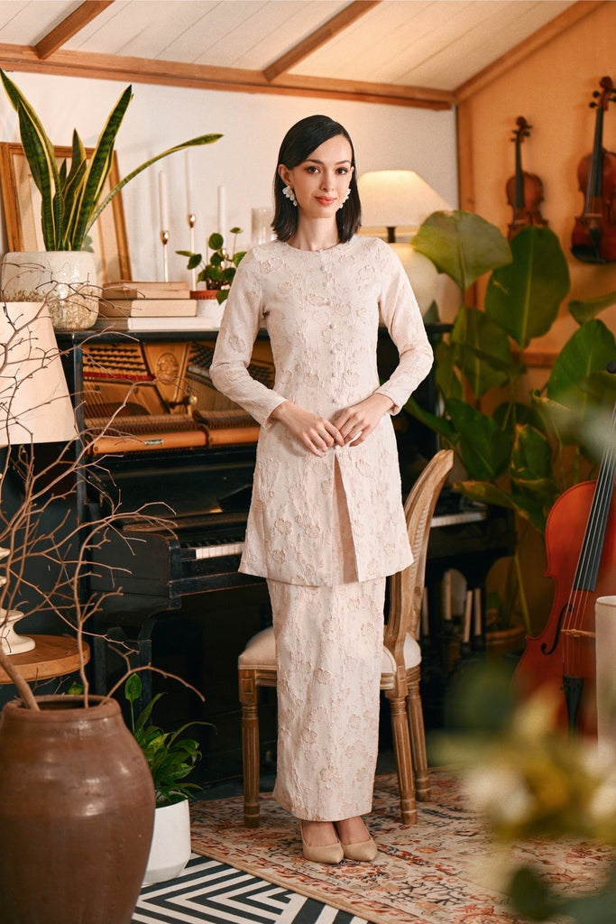 The Glow Women Elite Kurung Set - Pink Jacquard